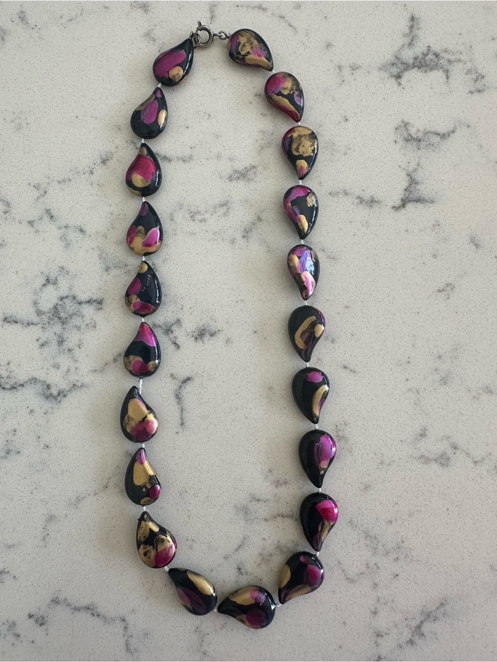 Vintage Black Pink Gold Teardrop Beaded Necklace
